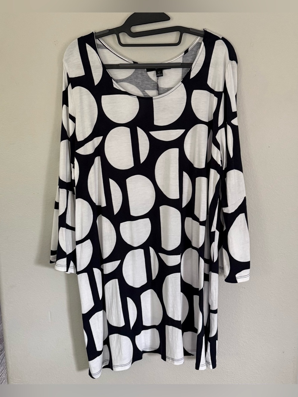 Ellos Women's Shirt Black & White Scoop Neck Tunic Plus 18/20 Blouse Geometric
